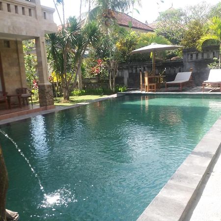 Dewi Ayu Accomodation Ubud  Exterior photo